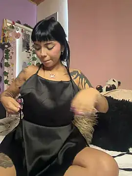 AlanaStormm webcam