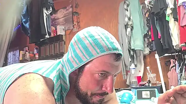 UncutHammer69 webcam