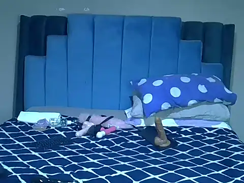 melanin_moon webcam