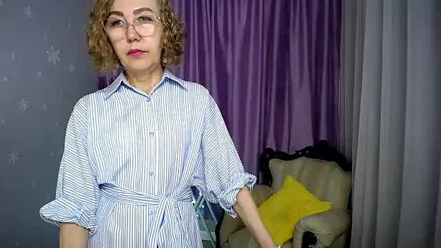queen_a_n_i webcam