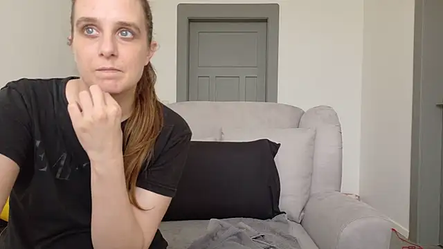 Chantalee webcam