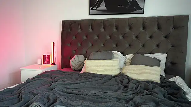 EllaMae Live Web Cam Show