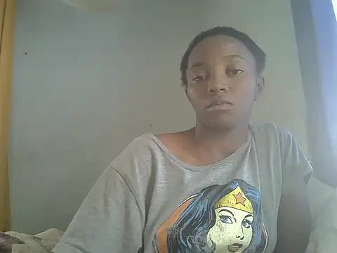 ElianeHot webcam