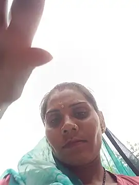 Munmun_7 webcam