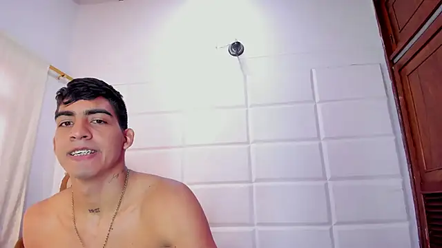 Milo_and_Mily webcam