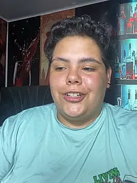 Hailey_Curvy webcam