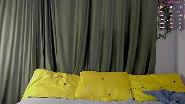 Lexy-Woorhez webcam