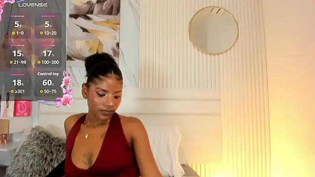 Afro_Luna webcam
