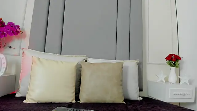 CannelaSmith webcam