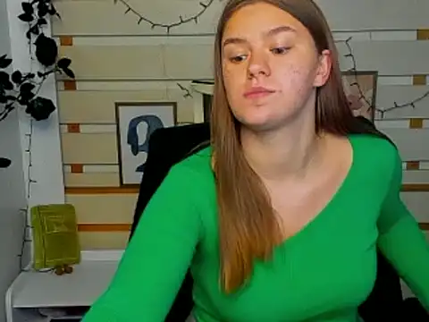 Josephine_Kiss webcam