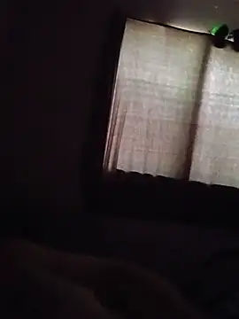 Clarkodile95 webcam