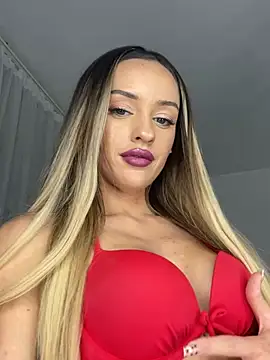 KatieCutieXooo webcam