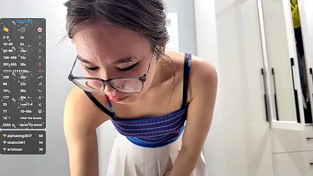 Wow_Akemi webcam