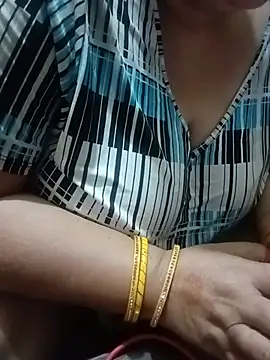 Simran_008 webcam