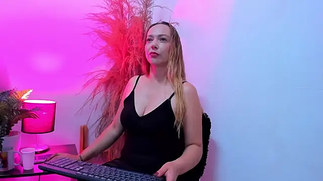 KahiaSmith webcam