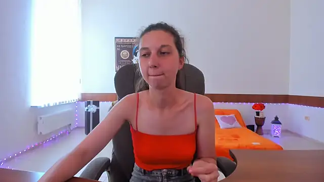 Ellina_Star webcam