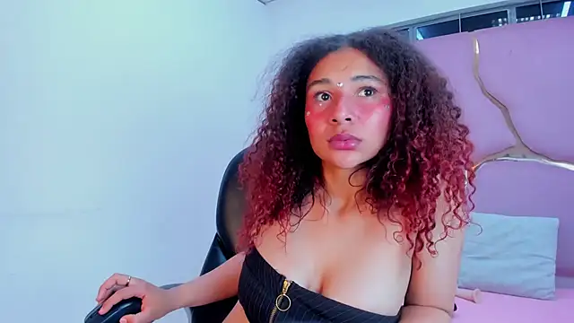 MiaCarterSS webcam
