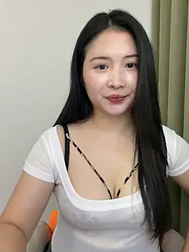 Doudou__520 webcam