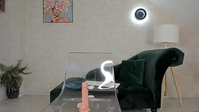 AllisonMuse_ webcam