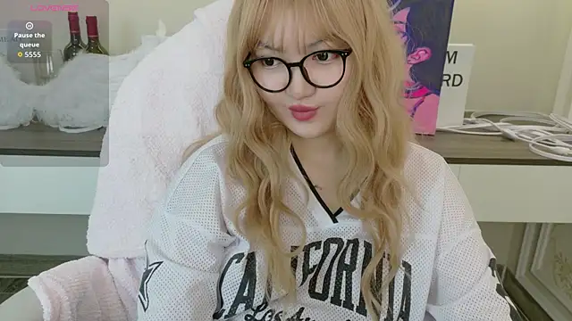 sakuraclover webcam