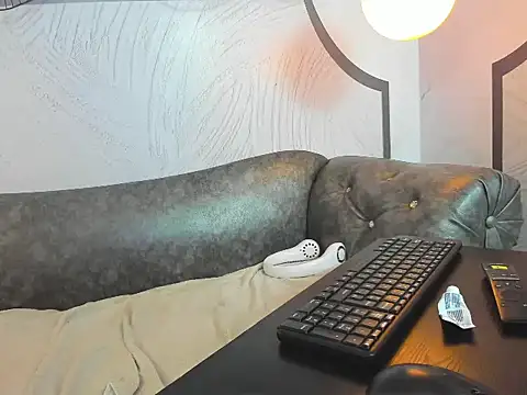 Tamara-Hall webcam