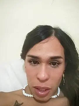 pretty_ariiel Live Web Cam Show