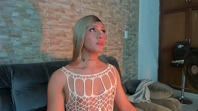 Dreams_Chloe Live Web Cam Show