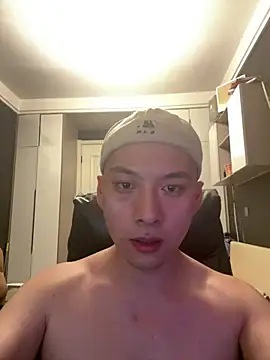 yichen008 Live Web Cam Show
