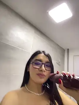 Juli_Casanova webcam