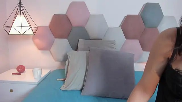 FreyaCameron webcam