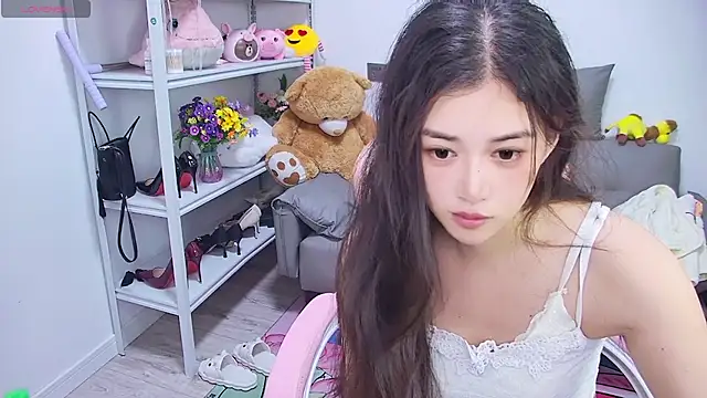 QinQin-888 webcam