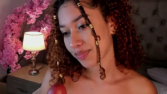 Sienna_brunette