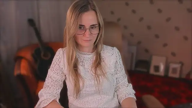 MiaSparkes webcam