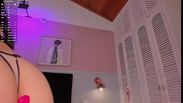 elodie_walker webcam