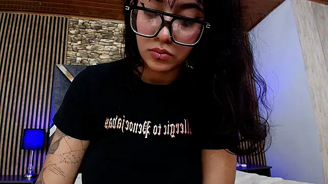 Amy_channel webcam
