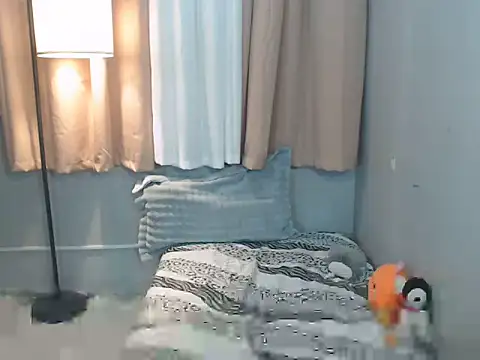 TSbrianaHugeCock webcam