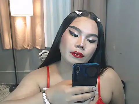 TSbrianaHugeCock webcam