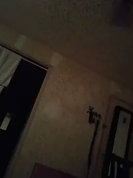 Clarkodile95 webcam