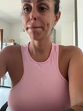 AmandaArt Live Web Cam Show