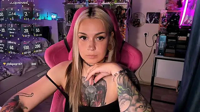 ChloeKohaku webcam