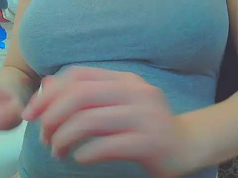 keepmepregnantT webcam