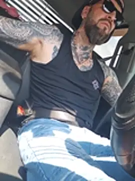 Beardedtattood Live Web Cam Show