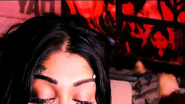 indian_dreamgirl webcam
