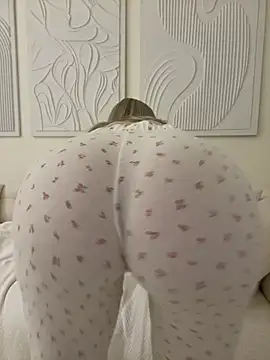 Barbieblondine webcam