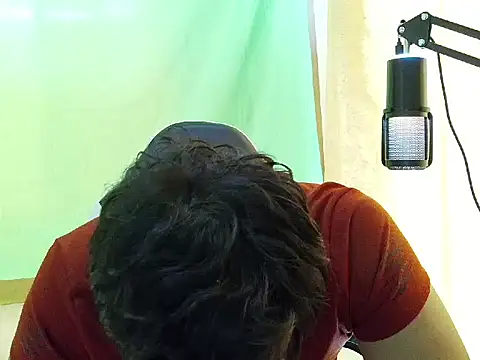 aronmiller404 webcam