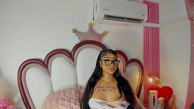 Mia_Jansen webcam