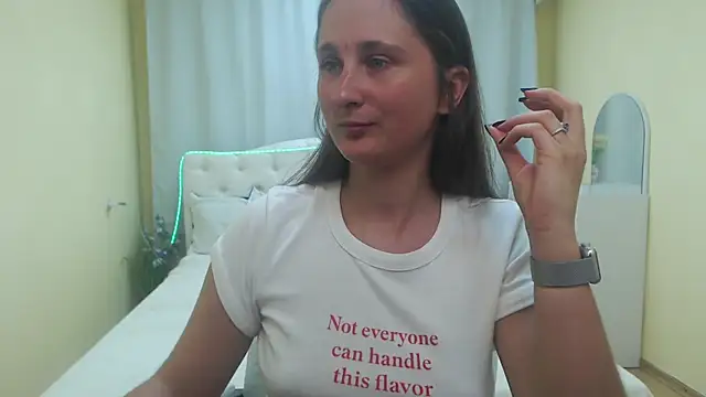 MichelLeee webcam