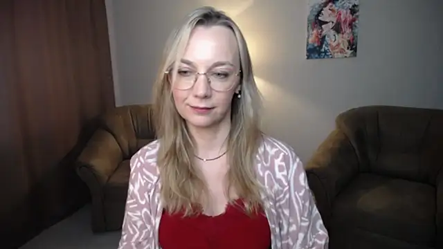Ava_Elior webcam