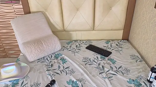 Miladiosa webcam