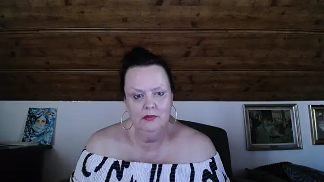 TiffanyMature webcam